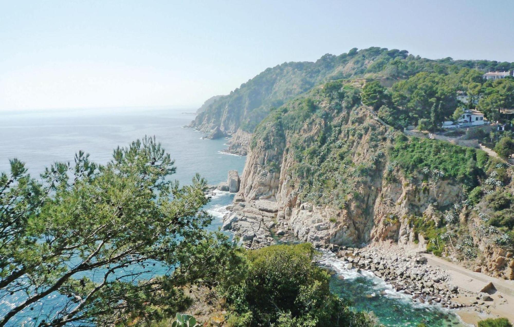 Amazing Apartment In Tossa De Mar With Wifi Ngoại thất bức ảnh
